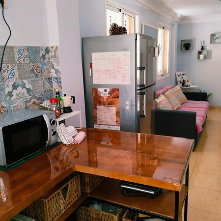 Amber House Apartment Arinaga Exterior photo