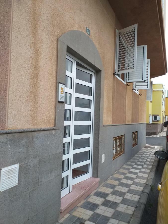 Amber House Apartment Arinaga Exterior photo